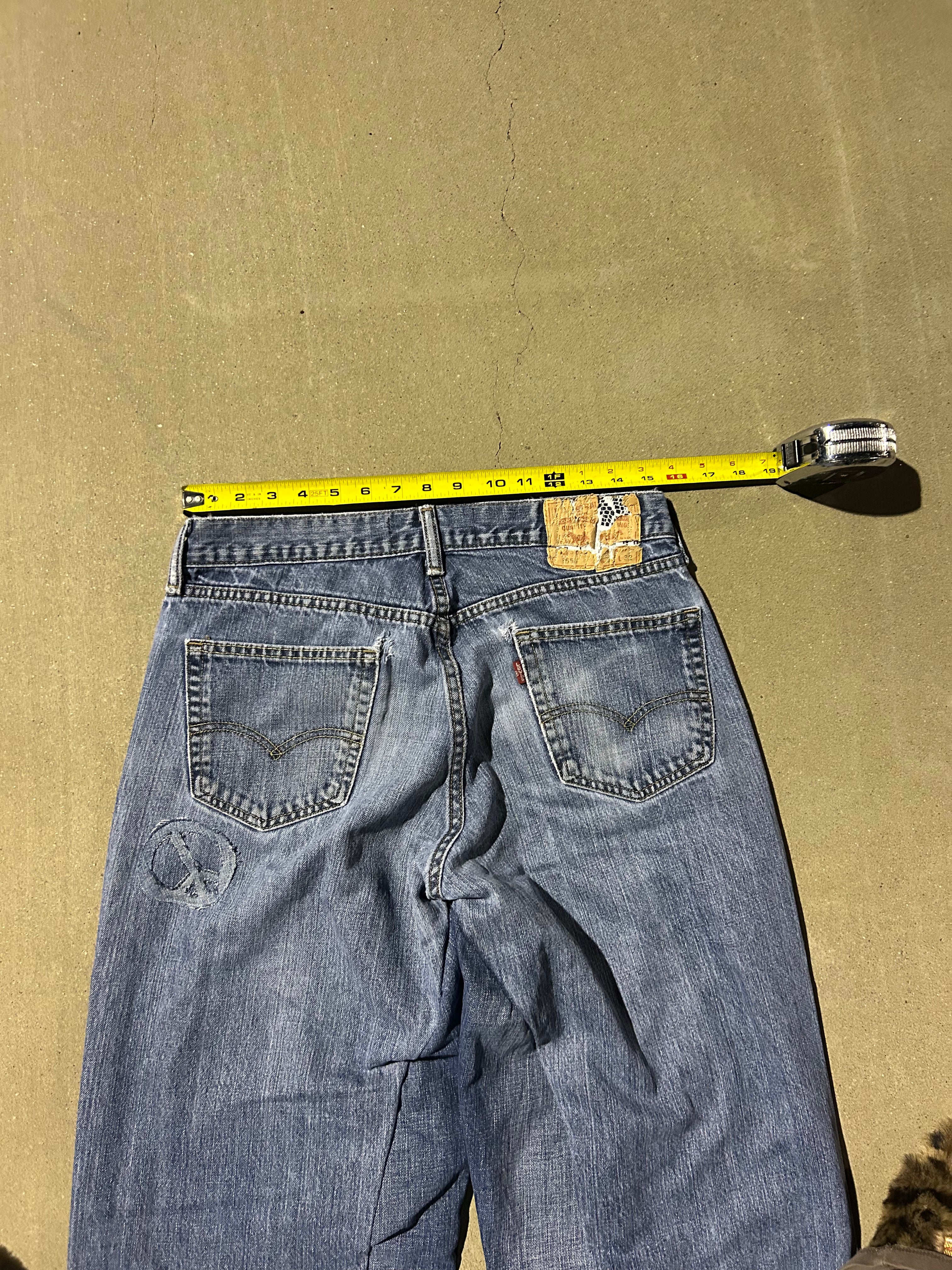Baggy lace levis jeans