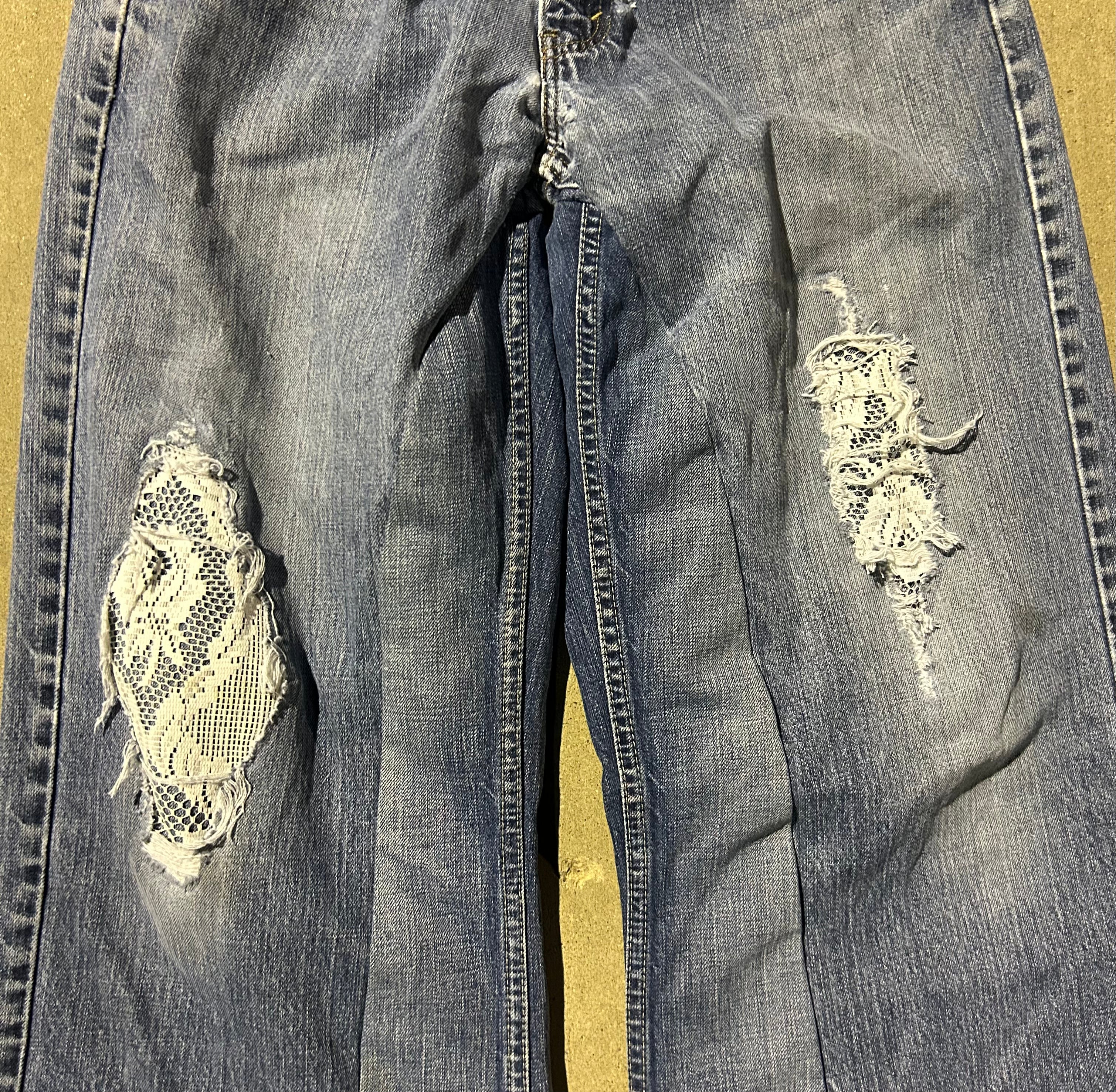 Baggy lace levis jeans