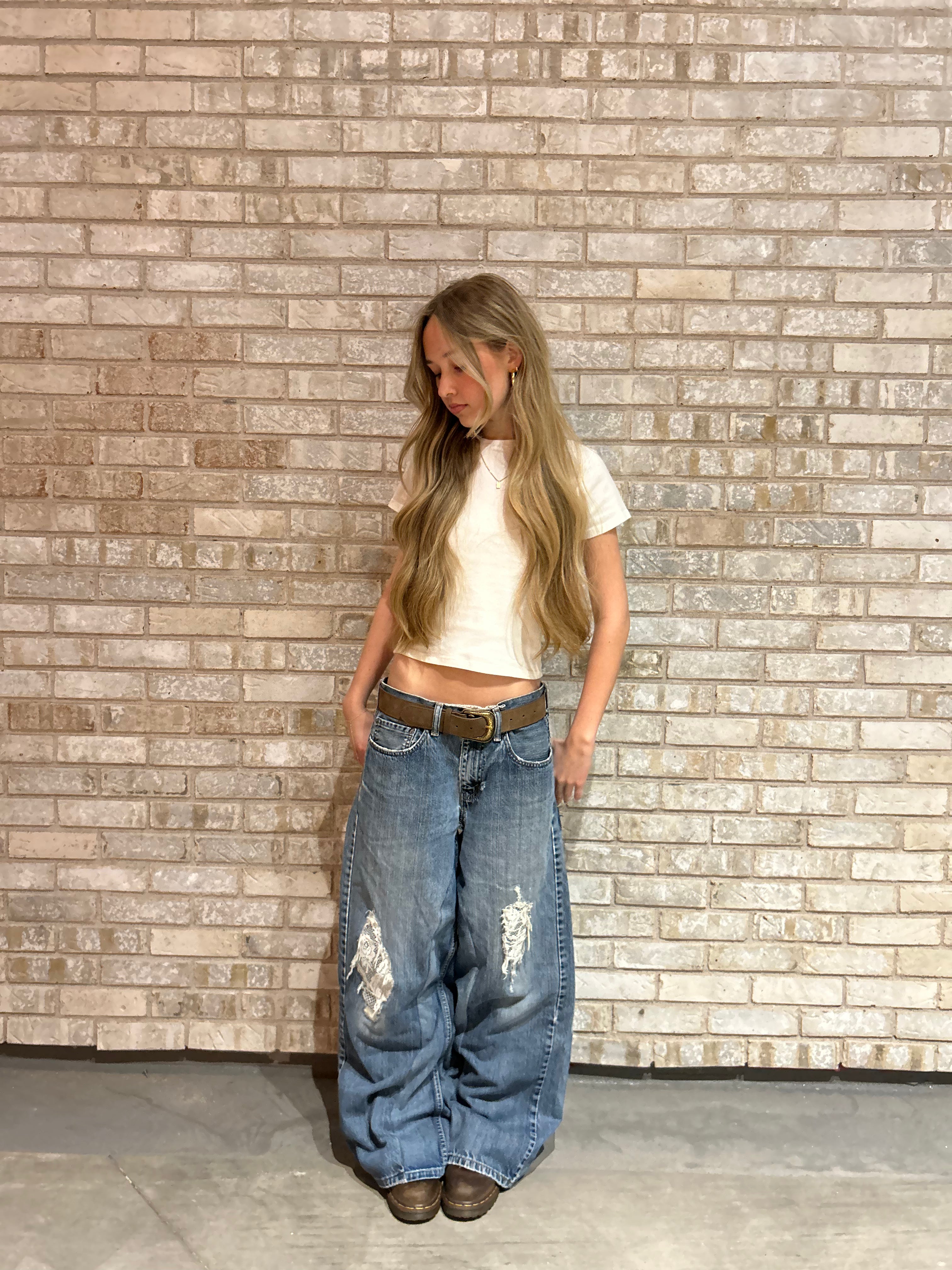 Baggy lace levis jeans